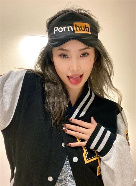 lonely meow mia|LonelyMeow Mia’s First Time with Cum Inside in .
